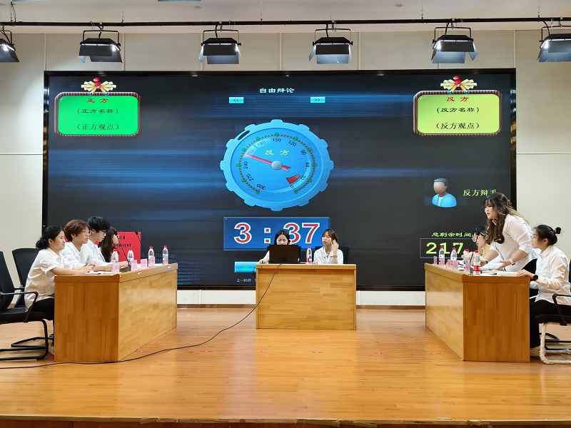 建筑设计艺术学院“艺美学堂”举行学生社区辩论赛决赛